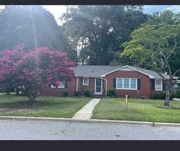 Building Photo - 1742 Beaumont Dr