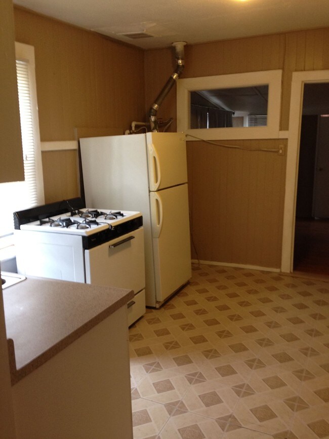 Foto del edificio - 1702 E 8th St