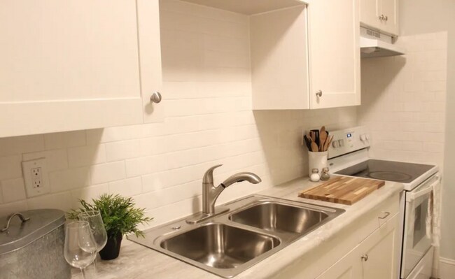 Foto del edificio - 3139 3rd Ave S