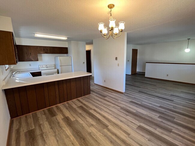 Foto del edificio - 410-416-416 8th Ave NE