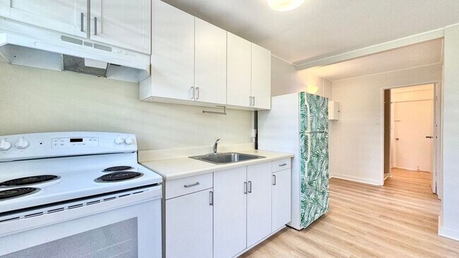 Foto del edificio - 739 Lukepane Ave