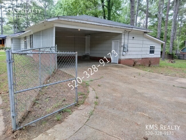 Building Photo - 3 Bed / 2 Bath - OWNER/AGENT