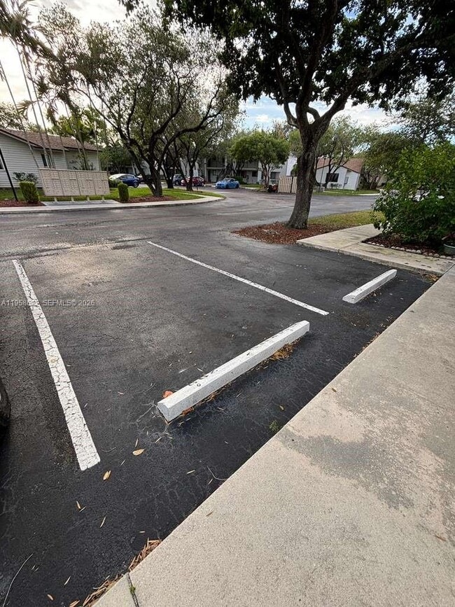 Foto del edificio - 3637 NW 99th Terrace