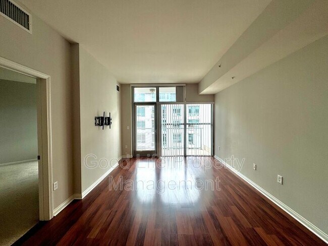 Foto del edificio - 253 Tenth Ave
