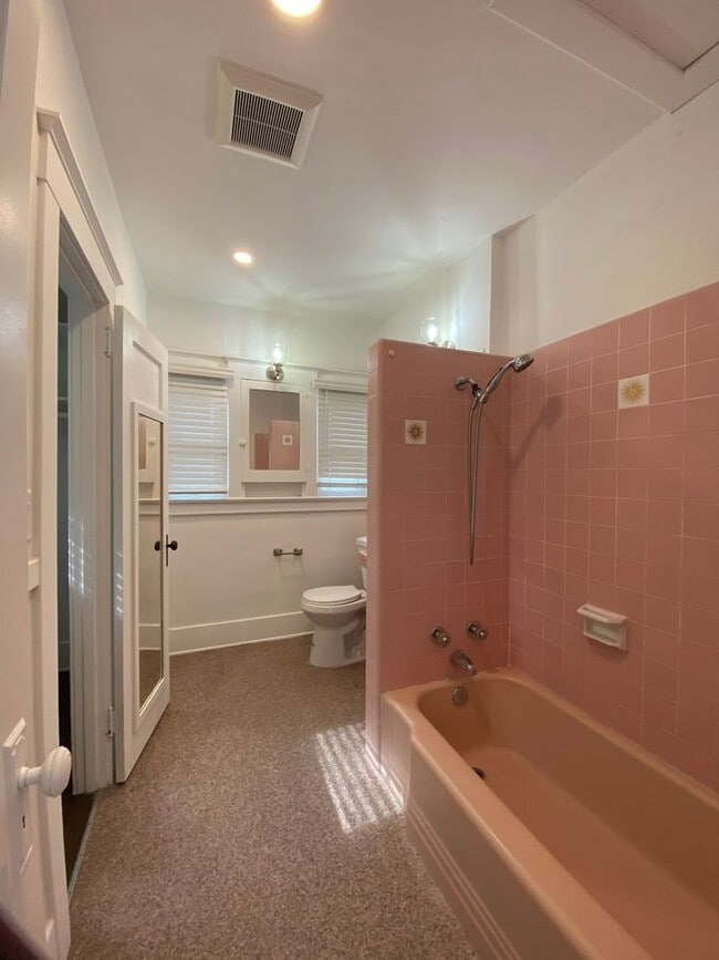 Foto del edificio - Cottage in the Heart of North Park!!