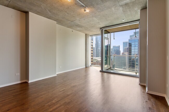 Foto del edificio - 600 N Fairbanks Ct