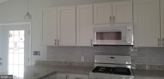 Building Photo - 2501 Ozark Cir