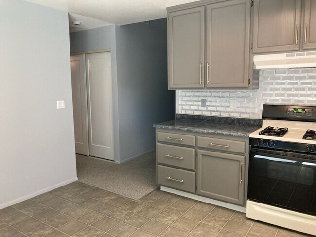 Foto del edificio - **Welcome to Your Healdsburg Home!!**