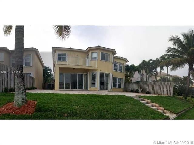 Building Photo - 11149 NW 72nd Terrace