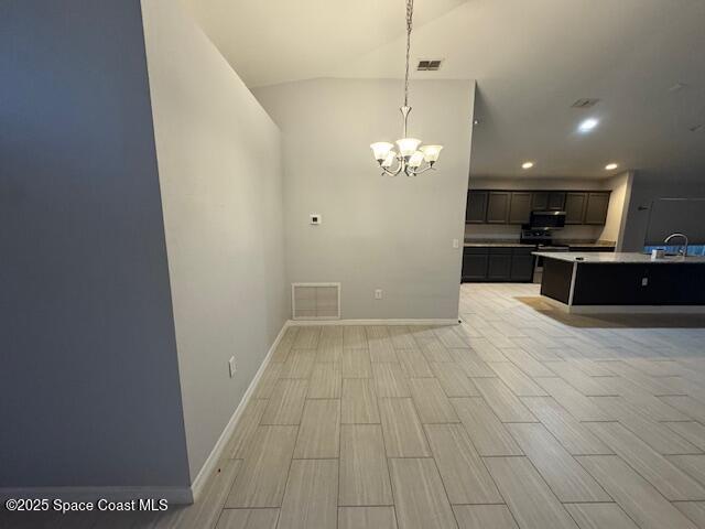 Building Photo - 8517 Ivanhoe Dr