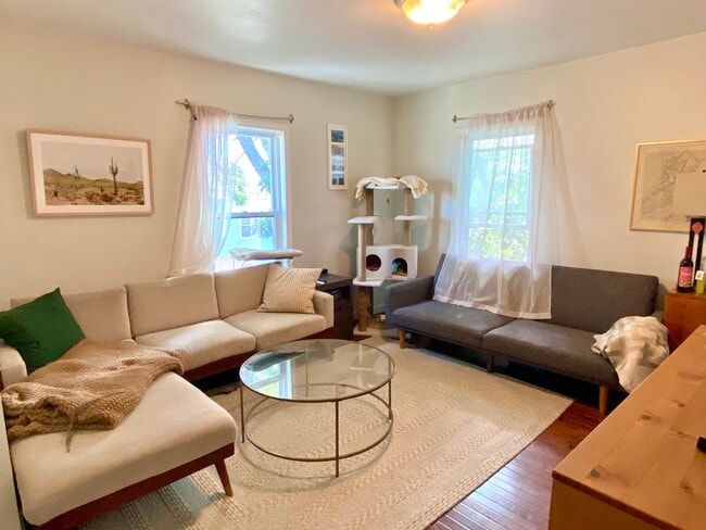 Living Room - 40 Clark St