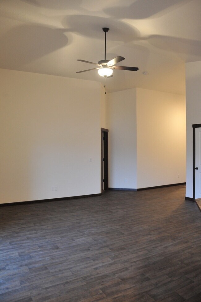 Building Photo - Brand new construction- 3 bed 2 bath Crown...