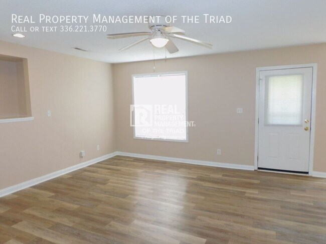 Foto del edificio - 1301 Nealtown Rd
