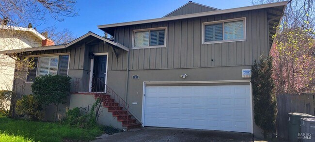 Building Photo - 6 Los Cerritos Dr