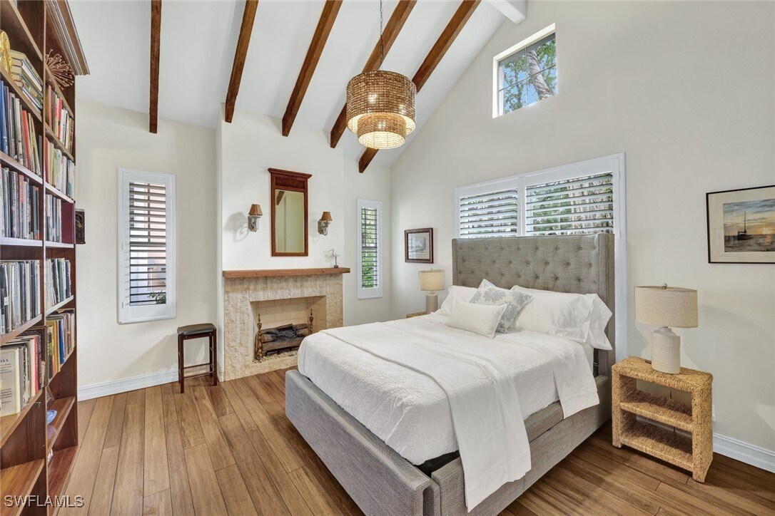 Foto del edificio - 255 2nd Ave N