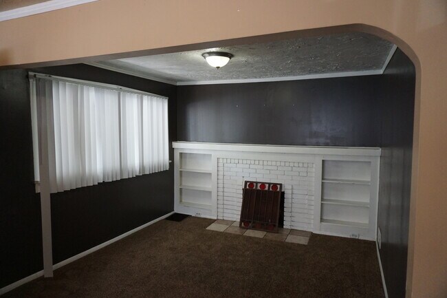 Foto del edificio - Spacious Salt Lake City 4 Bedroom Home