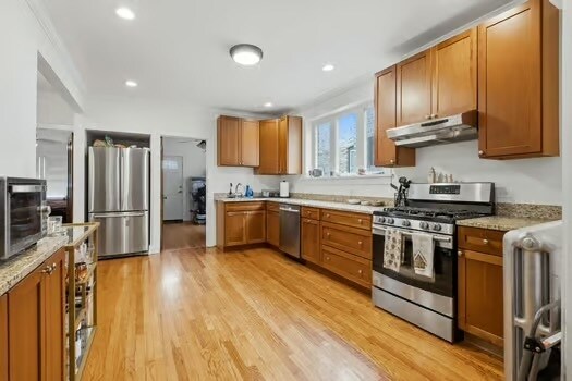 Foto del edificio - 1411 W Byron St
