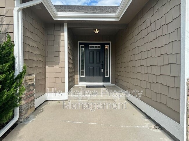 Building Photo - 3219 66th Ave Ct