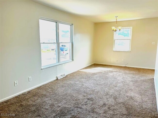 Building Photo - 20 E 36th St