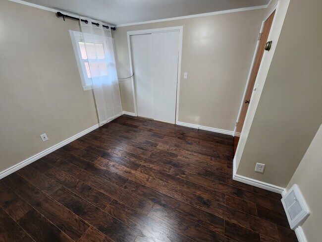 Foto del edificio - 49 Howard Ave