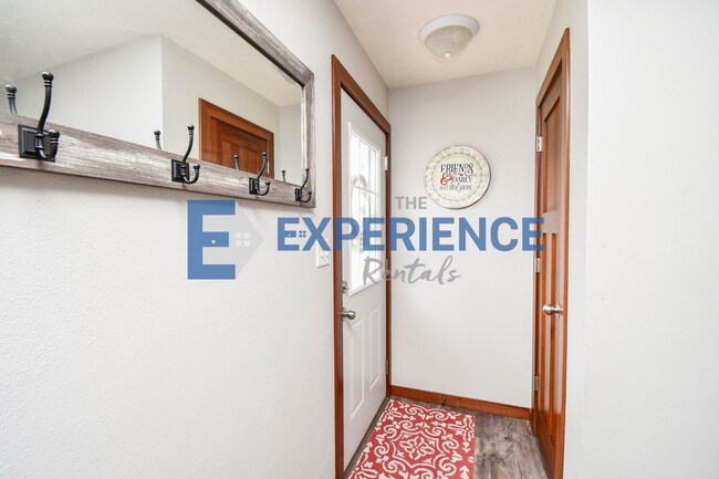 Foto del edificio - 217 N Needles Dr
