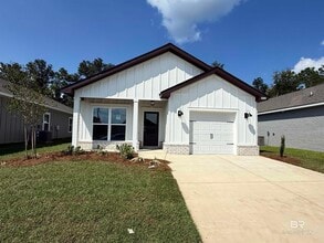 Building Photo - 32694 Revere Dr
