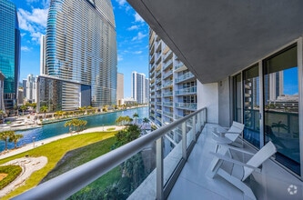 Building Photo - 475 Brickell Ave