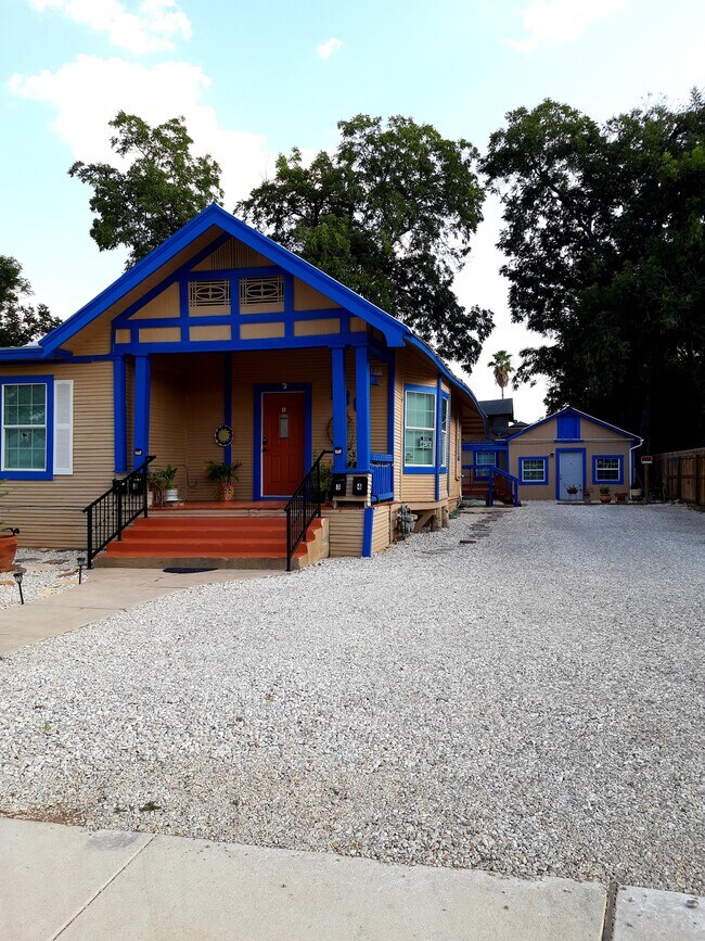 Foto del edificio - 130 Glenwood Ct