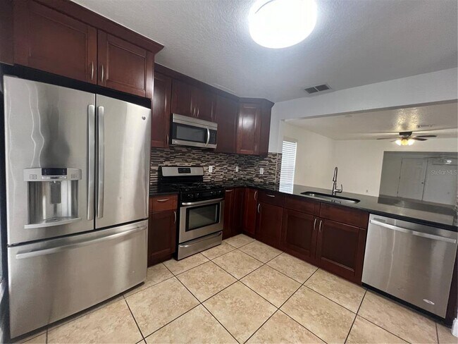 Building Photo - 7864 Brockwood Cir