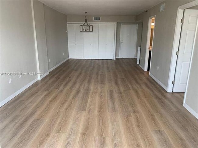 Foto del edificio - 1345 West Ave