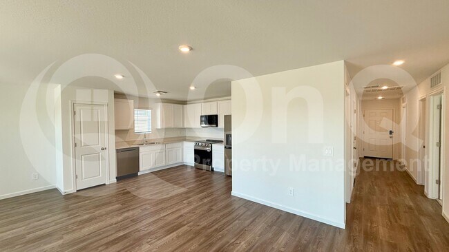 Foto del edificio - 24477 W St Anne Ave