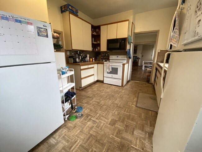 Foto del edificio - 825 N Garden St