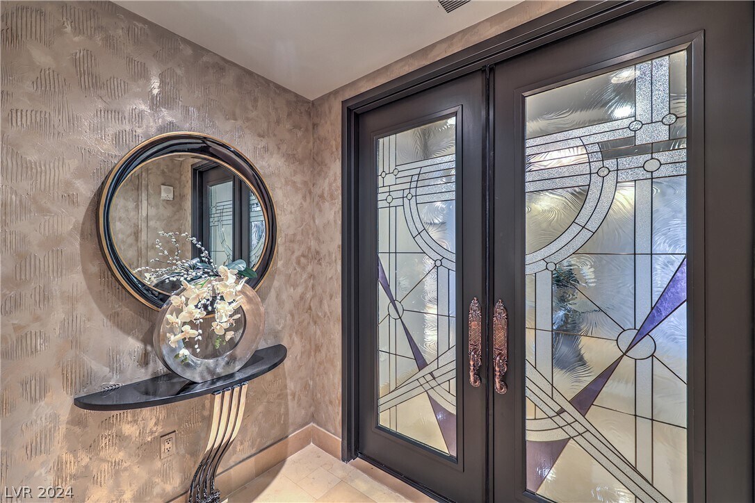 Foto principal - 9101 Alta Dr