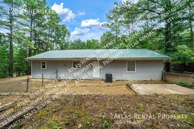 Building Photo - 1208 Cherokee Rd