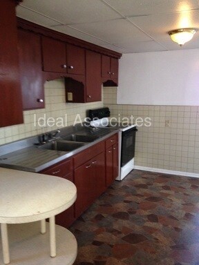 Foto del edificio - 604 S Market St