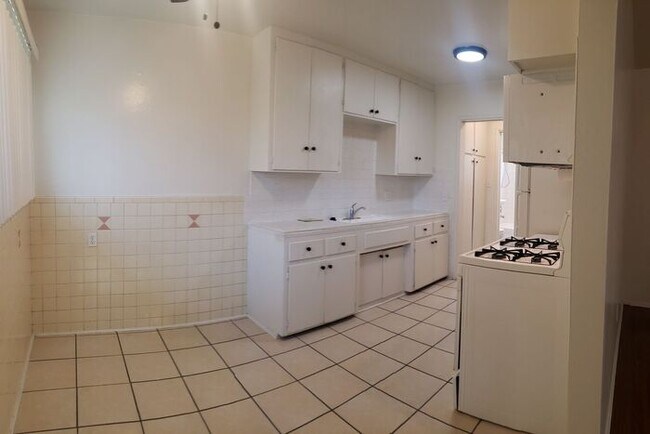 Foto del edificio - North Park Charmer! 1bdr with hardwood floors (Texas)