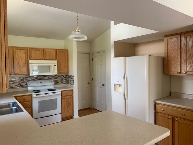 Foto del edificio - 7188 Oak Stream Dr