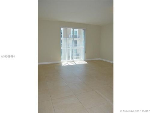 Foto del edificio - 7280 SW 89th St