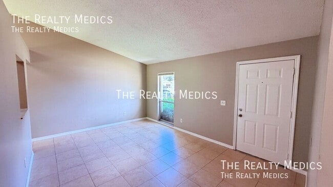 Building Photo - 12349 Antonio Cir