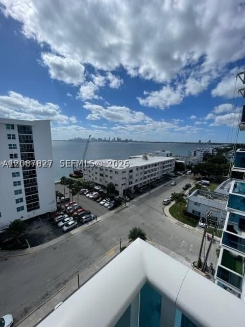 Building Photo - 7501 E Treasure Dr