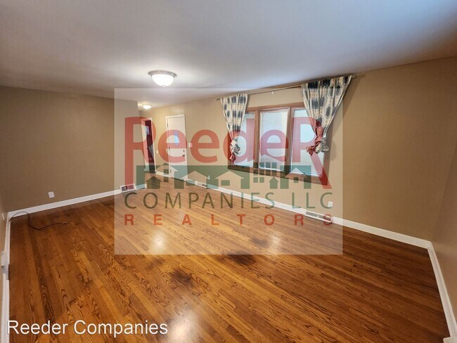 Building Photo - 3 br, 1 bath House - 503 213th Place
