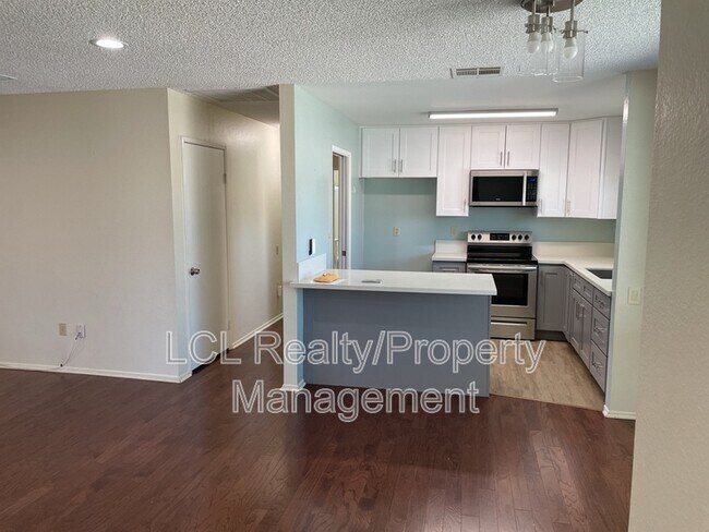 Building Photo - 27749 Provo Ct