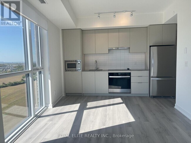 Building Photo - 3079-A3079 Trafalgar Rd
