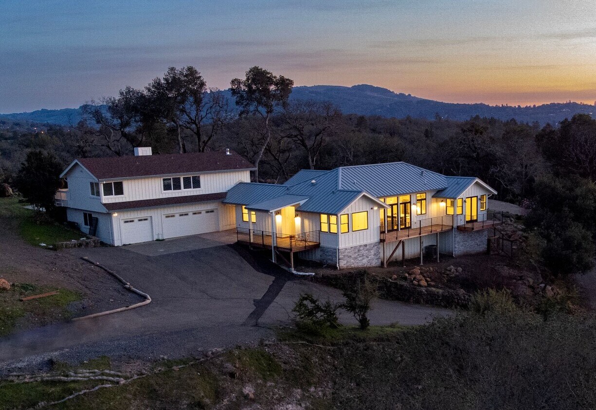 Foto principal - Stunning Views from this Brand New, Luxury...