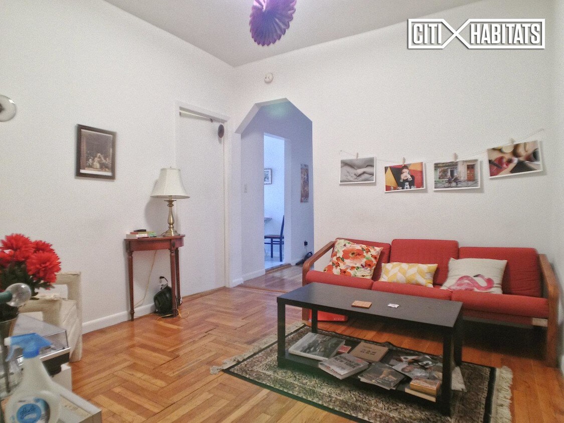 Foto principal - 440 E 6th St