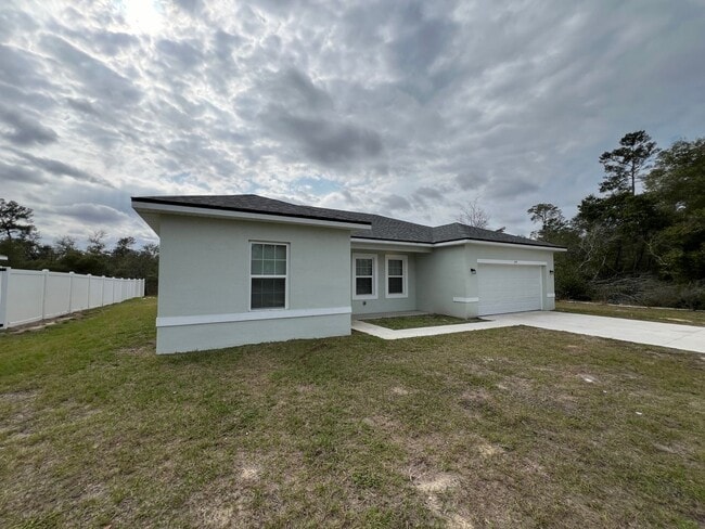 Foto del edificio - Awesome 4 BD/2BA Home in Beautiful Ocala!!!