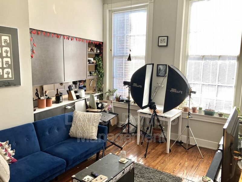 Foto principal - 209 E Broad St