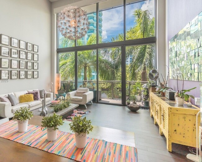 Building Photo - 6000 Collins Ave