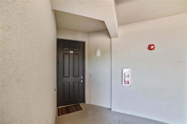 Photo - 16804 Vardon Ter Apartment