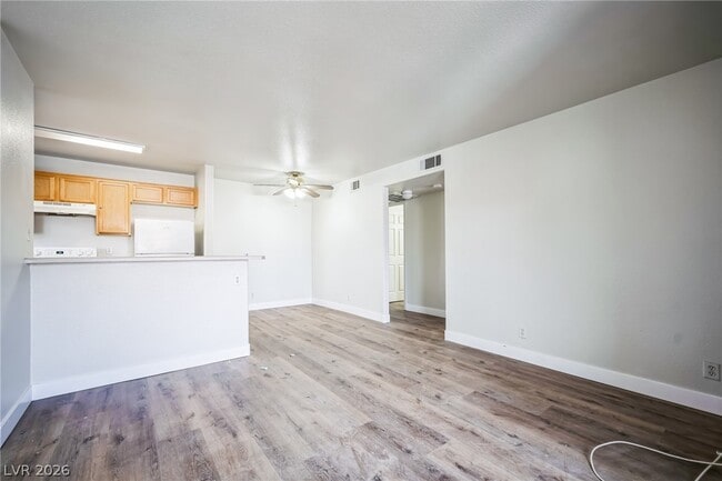 Building Photo - 2978 Juniper Hills Blvd